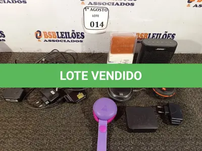 LOTE 014 - 06 MINI CAIXAS DE SOM DIVERSAS MARCAS E CARREGADORES DIVERSOS. (NO ESTADO) ATENÇÃO! FAZER A VISITAÇÃO ANTES DE ARREMATAR, NÃO SABEMOS SE FUNCIONA. LEILÃO NÃO TEM GARANTIA E NEM DEVOLUÇÃO, SUJEITO A POSSÍVEIS AVARIAS VISÍVEIS/OCULTAS E/OU AUSÊNCIA DE COMPONENTES.