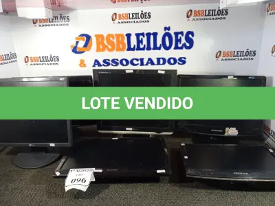 LOTE 096 - 07 MONITORES LCD MARCAS E MODELOS DIVERSOS PARA RETIRADA DE PEÇAS. (NO ESTADO) ATENÇÃO! FAZER A VISITAÇÃO ANTES DE ARREMATAR, NÃO SABEMOS SE FUNCIONA. LEILÃO NÃO TEM GARANTIA E NEM DEVOLUÇÃO, SUJEITO A POSSÍVEIS AVARIAS VISÍVEIS/OCULTAS E/OU AUSÊNCIA DE COMPONENTES.