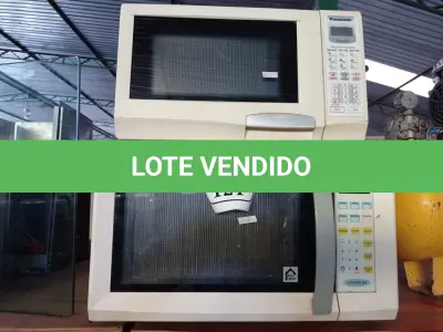 LOTE 121 - 02 MICRO-ONDAS SEM PRATOS (NO ESTADO) ATENÇÃO! FAZER A VISITAÇÃO ANTES DE ARREMATAR, NÃO SABEMOS SE FUNCIONA. LEILÃO NÃO TEM GARANTIA E NEM DEVOLUÇÃO, SUJEITO A POSSÍVEIS AVARIAS VISÍVEIS/OCULTAS E/OU AUSÊNCIA DE COMPONENTES.