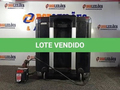 LOTE 049 - 01 CAIXA DE SOM BLOCK ROCKER 110V. (NO ESTADO) ATENÇÃO! FAZER A VISITAÇÃO ANTES DE ARREMATAR, NÃO SABEMOS SE FUNCIONA. LEILÃO NÃO TEM GARANTIA E NEM DEVOLUÇÃO, SUJEITO A POSSÍVEIS AVARIAS VISÍVEIS/OCULTAS E/OU AUSÊNCIA DE COMPONENTES.