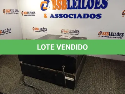 LOTE 302 - 02 CAIXAS REGISTRADORAS. (NO ESTADO) ATENÇÃO! FAZER A VISITAÇÃO ANTES DE ARREMATAR, NÃO SABEMOS SE FUNCIONA. LEILÃO NÃO TEM GARANTIA E NEM DEVOLUÇÃO, SUJEITO A POSSÍVEIS AVARIAS VISÍVEIS/OCULTAS E/OU AUSÊNCIA DE COMPONENTES.