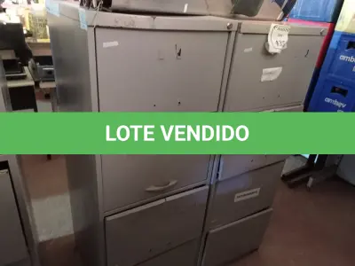 LOTE 435 - 02 ARQUIVOS DE AÇO COM 04 GAVETAS E 01 BEBEDOURO COM AVARIAS. (NO ESTADO) ATENÇÃO! FAZER A VISITAÇÃO ANTES DE ARREMATAR, NÃO SABEMOS SE FUNCIONA. LEILÃO NÃO TEM GARANTIA E NEM DEVOLUÇÃO, SUJEITO A POSSÍVEIS AVARIAS VISÍVEIS/OCULTAS E/OU AUSÊNCIA DE COMPONENTES.