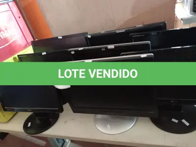 LOTE 437 - 10 MONITORES DIVERSOS COM AVARIAS. (NO ESTADO) ATENÇÃO! FAZER A VISITAÇÃO ANTES DE ARREMATAR, NÃO SABEMOS SE FUNCIONA. LEILÃO NÃO TEM GARANTIA E NEM DEVOLUÇÃO, SUJEITO A POSSÍVEIS AVARIAS VISÍVEIS/OCULTAS E/OU AUSÊNCIA DE COMPONENTES.