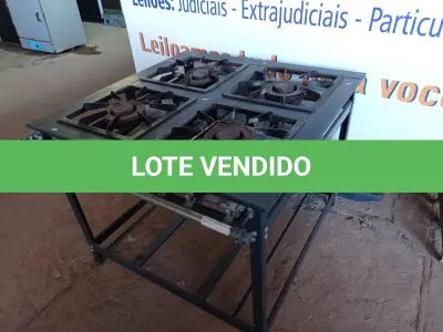 LOTE 527 -  01 FOGÃO INDUSTRIAL 04 BOCAS. (NO ESTADO) ATENÇÃO! FAZER A VISITAÇÃO ANTES DE ARREMATAR, NÃO SABEMOS SE FUNCIONA. LEILÃO NÃO TEM GARANTIA E NEM DEVOLUÇÃO, SUJEITO A POSSÍVEIS AVARIAS VISÍVEIS/OCULTAS E/OU AUSÊNCIA DE COMPONENTES.
