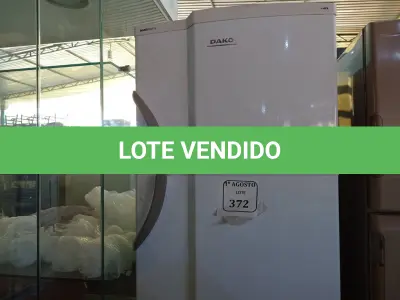 LOTE 372 - 01 GELADEIRA DAKO 127VOLTS. (NO ESTADO) ATENÇÃO! FAZER A VISITAÇÃO ANTES DE ARREMATAR, NÃO SABEMOS SE FUNCIONA. LEILÃO NÃO TEM GARANTIA E NEM DEVOLUÇÃO, SUJEITO A POSSÍVEIS AVARIAS VISÍVEIS/OCULTAS E/OU AUSÊNCIA DE COMPONENTES.