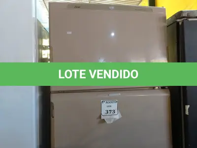 LOTE 373 - 01 GELADEIRA BRASTEMP 220VOLTS. (NO ESTADO) ATENÇÃO! FAZER A VISITAÇÃO ANTES DE ARREMATAR, NÃO SABEMOS SE FUNCIONA. LEILÃO NÃO TEM GARANTIA E NEM DEVOLUÇÃO, SUJEITO A POSSÍVEIS AVARIAS VISÍVEIS/OCULTAS E/OU AUSÊNCIA DE COMPONENTES.