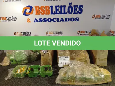 LOTE 329 - 02 CAIXAS COM CONECTORES CÔNICO PARA CONDULETE E CAIXAS DE LUZ ELÉTRICA 4X2E4X4. (NO ESTADO) ATENÇÃO! FAZER A VISITAÇÃO ANTES DE ARREMATAR, NÃO SABEMOS SE FUNCIONA. LEILÃO NÃO TEM GARANTIA E NEM DEVOLUÇÃO, SUJEITO A POSSÍVEIS AVARIAS VISÍVEIS/OCULTAS E/OU AUSÊNCIA DE COMPONENTES.