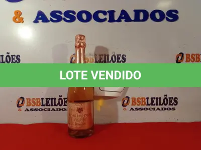 LOTE 021 -  01 GARRAFA DE ESPUMANTE ROSE IMPERIAL SPERONE 75 CL LACRADO. (NO ESTADO EM QUE SE ENCONTRA) ATENÇÃO! FAZER A VISITAÇÃO ANTES DE ARREMATAR, NÃO SABEMOS SE FUNCIONA. LEILÃO NÃO TEM GARANTIA E NEM DEVOLUÇÃO, SUJEITO A POSSÍVEIS AVARIAS VISÍVEIS/OCULTAS E/OU AUSÊNCIA DE COMPONENTES.  