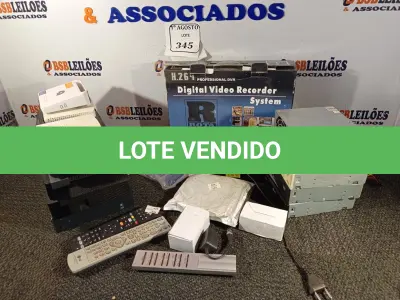 LOTE 345 - 01 LOTE COM MATERIAIS ELETRÔNICOS DIVERSOS. (NO ESTADO) ATENÇÃO! FAZER A VISITAÇÃO ANTES DE ARREMATAR, NÃO SABEMOS SE FUNCIONA. LEILÃO NÃO TEM GARANTIA E NEM DEVOLUÇÃO, SUJEITO A POSSÍVEIS AVARIAS VISÍVEIS/OCULTAS E/OU AUSÊNCIA DE COMPONENTES.