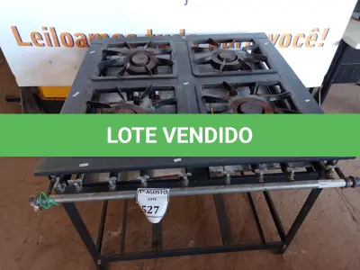 LOTE 527 -  01 FOGÃO INDUSTRIAL 04 BOCAS. (NO ESTADO) ATENÇÃO! FAZER A VISITAÇÃO ANTES DE ARREMATAR, NÃO SABEMOS SE FUNCIONA. LEILÃO NÃO TEM GARANTIA E NEM DEVOLUÇÃO, SUJEITO A POSSÍVEIS AVARIAS VISÍVEIS/OCULTAS E/OU AUSÊNCIA DE COMPONENTES.