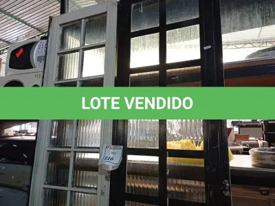 LOTE 516 - 02 MEIA PORTA EM FERRO COM VIDRO.  (NO ESTADO) ATENÇÃO! FAZER A VISITAÇÃO ANTES DE ARREMATAR, NÃO SABEMOS SE FUNCIONA. LEILÃO NÃO TEM GARANTIA E NEM DEVOLUÇÃO, SUJEITO A POSSÍVEIS AVARIAS VISÍVEIS/OCULTAS E/OU AUSÊNCIA DE COMPONENTES.