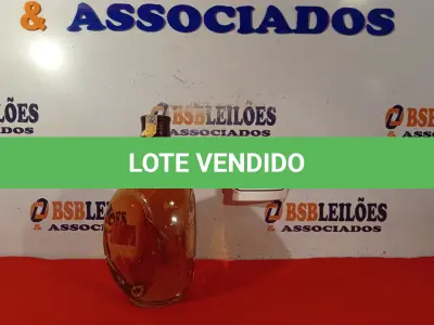 LOTE 014 - 01 GARRAFA DE WHISKY DIMPLE 15 ANOS 1LITRO. LACRADO. (NO ESTADO EM QUE SE ENCONTRA) ATENÇÃO! FAZER A VISITAÇÃO ANTES DE ARREMATAR, NÃO SABEMOS SE FUNCIONA. LEILÃO NÃO TEM GARANTIA E NEM DEVOLUÇÃO, SUJEITO A POSSÍVEIS AVARIAS VISÍVEIS/OCULTAS E/OU AUSÊNCIA DE COMPONENTES.  