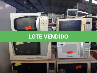 LOTE 348 - 06 MICRO-ONDAS DIVERSOS SEM PRATOS (NO ESTADO) ATENÇÃO! FAZER A VISITAÇÃO ANTES DE ARREMATAR, NÃO SABEMOS SE FUNCIONA. LEILÃO NÃO TEM GARANTIA E NEM DEVOLUÇÃO, SUJEITO A POSSÍVEIS AVARIAS VISÍVEIS/OCULTAS E/OU AUSÊNCIA DE COMPONENTES.