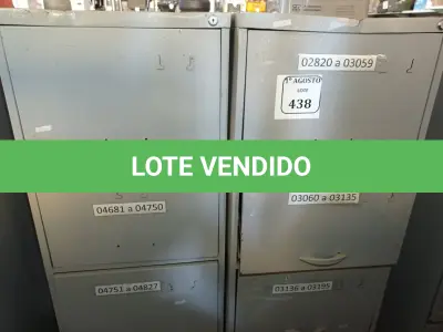LOTE 438 - 02 ARQUIVOS DE AÇO COM 04 GAVETAS. (NO ESTADO) ATENÇÃO! FAZER A VISITAÇÃO ANTES DE ARREMATAR, NÃO SABEMOS SE FUNCIONA. LEILÃO NÃO TEM GARANTIA E NEM DEVOLUÇÃO, SUJEITO A POSSÍVEIS AVARIAS VISÍVEIS/OCULTAS E/OU AUSÊNCIA DE COMPONENTES.