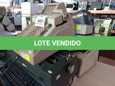 LOTE 303 - 03 MÁQUINAS DE ESCREVER E 01 CALCULADORA. (NO ESTADO) ATENÇÃO! FAZER A VISITAÇÃO ANTES DE ARREMATAR, NÃO SABEMOS SE FUNCIONA. LEILÃO NÃO TEM GARANTIA E NEM DEVOLUÇÃO, SUJEITO A POSSÍVEIS AVARIAS VISÍVEIS/OCULTAS E/OU AUSÊNCIA DE COMPONENTES.