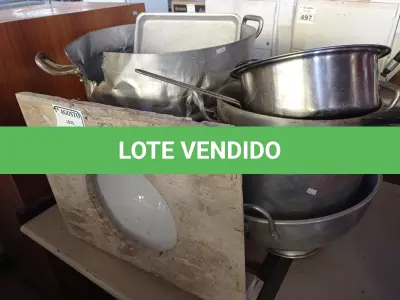 LOTE 368 - 01 PIA PARA LAVATÓRIO E VÁRIAS PANELAS DIVERSAS. (NO ESTADO) ATENÇÃO! FAZER A VISITAÇÃO ANTES DE ARREMATAR, NÃO SABEMOS SE FUNCIONA. LEILÃO NÃO TEM GARANTIA E NEM DEVOLUÇÃO, SUJEITO A POSSÍVEIS AVARIAS VISÍVEIS/OCULTAS E/OU AUSÊNCIA DE COMPONENTES.