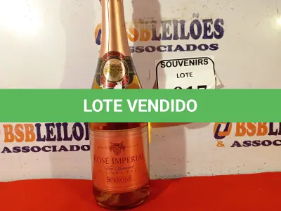 LOTE 017 -  01 GARRAFA DE VINHO ESPUMANTE ROSE IMPERIAL SPERONE 75 CL LACRADO. (NO ESTADO EM QUE SE ENCONTRA) ATENÇÃO! FAZER A VISITAÇÃO ANTES DE ARREMATAR, NÃO SABEMOS SE FUNCIONA. LEILÃO NÃO TEM GARANTIA E NEM DEVOLUÇÃO, SUJEITO A POSSÍVEIS AVARIAS VISÍVEIS/OCULTAS E/OU AUSÊNCIA DE COMPONENTES.  
