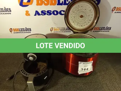 LOTE 344 - 01 AIR FRYER E 01 PANELA ELÉTRICA. (NO ESTADO) ATENÇÃO! FAZER A VISITAÇÃO ANTES DE ARREMATAR, NÃO SABEMOS SE FUNCIONA. LEILÃO NÃO TEM GARANTIA E NEM DEVOLUÇÃO, SUJEITO A POSSÍVEIS AVARIAS VISÍVEIS/OCULTAS E/OU AUSÊNCIA DE COMPONENTES.