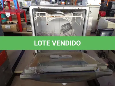 LOTE 355 - 01 LAVA-LOUÇAS LINHA PRATA. (NO ESTADO) ATENÇÃO! FAZER A VISITAÇÃO ANTES DE ARREMATAR, NÃO SABEMOS SE FUNCIONA. LEILÃO NÃO TEM GARANTIA E NEM DEVOLUÇÃO, SUJEITO A POSSÍVEIS AVARIAS VISÍVEIS/OCULTAS E/OU AUSÊNCIA DE COMPONENTES.
