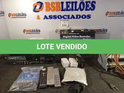 LOTE 345 - 01 LOTE COM MATERIAIS ELETRÔNICOS DIVERSOS. (NO ESTADO) ATENÇÃO! FAZER A VISITAÇÃO ANTES DE ARREMATAR, NÃO SABEMOS SE FUNCIONA. LEILÃO NÃO TEM GARANTIA E NEM DEVOLUÇÃO, SUJEITO A POSSÍVEIS AVARIAS VISÍVEIS/OCULTAS E/OU AUSÊNCIA DE COMPONENTES.