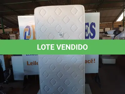 LOTE 120 - 01 COLCHÃO DE SOLTEIRO COM BASE (TWIN BED (MATTRESS+BOX). (NO ESTADO EM QUE SE ENCONTRA. SUJEITO A AVARIAS OCULTAS/VISÍVEIS) BF8596V AV9957J