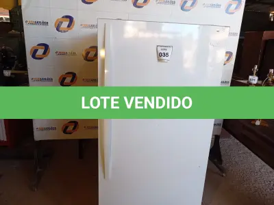 LOTE 035 - 01 GELADEIRA WHIRLPOOL WRT571SMYWOO 115V REFRIGERATOR. (NO ESTADO EM QUE SE ENCONTRA. SUJEITO A AVARIAS OCULTAS/VISÍVEIS.) BF8550S