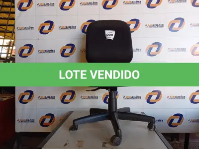 LOTE 098 - 01 CADEIRA PARA ESCRITÓRIO COM AVARIAS (OFFICE CHAIR). (NO ESTADO EM QUE SE ENCONTRA. SUJEITO A AVARIAS OCULTAS/VISÍVEIS.)0000062