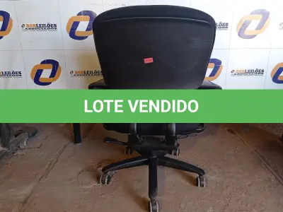 LOTE 173 - 01 CADEIRA PARA ESCRITÓRIO (OFFICE CHAIR). (NO ESTADO EM QUE SE ENCONTRA. SUJEITO A AVARIAS OCULTAS/VISÍVEIS.)0000063