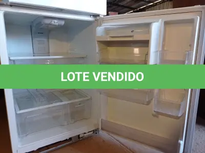 LOTE 005 - 01 GELADEIRA MODELO WRT3L9SZY*0* WHIRLPOOL 115V (REFRIGERATOR). (NO ESTADO EM QUE SE ENCONTRA. SUJEITO A AVARIAS OCULTAS/VISÍVEIS.)BF8602U