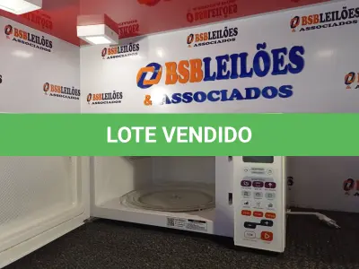 LOTE 207 - 01 MICRO-ONDAS BRASTEMP 127 VOLTS COM PRATO (MICROWAVE). (NO ESTADO EM QUE SE ENCONTRA. SUJEITO A AVARIAS OCULTAS/VISÍVEIS.) BF8602W