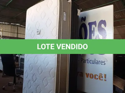 LOTE 120 - 01 COLCHÃO DE SOLTEIRO COM BASE (TWIN BED (MATTRESS+BOX). (NO ESTADO EM QUE SE ENCONTRA. SUJEITO A AVARIAS OCULTAS/VISÍVEIS) BF8596V AV9957J