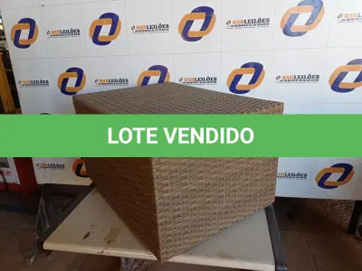 LOTE 126 - 01 MESA DE FIBRA SINTÉTICA (TABLE, GARDEN). (NO ESTADO EM QUE SE ENCONTRA. SUJEITO A AVARIAS OCULTAS/VISÍVEIS.) BH1517N
