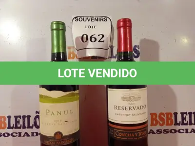 LOTE 062 - 01 GARRAFA DE VINHO PANUL CABERNET SAUVIGNON 2013 750 ML E 01 GARRAFA DE VINHO RESERVADO CABERNET SAUVIGNON CONCHA Y TORO 750ML. (NO ESTADO EM QUE SE ENCONTRA) ATENÇÃO! FAZER A VISITAÇÃO ANTES DE ARREMATAR, NÃO SABEMOS SE FUNCIONA. LEILÃO NÃO TEM GARANTIA E NEM DEVOLUÇÃO, SUJEITO A POSSÍVEIS AVARIAS VISÍVEIS/OCULTAS E/OU AUSÊNCIA DE COMPONENTES.  
