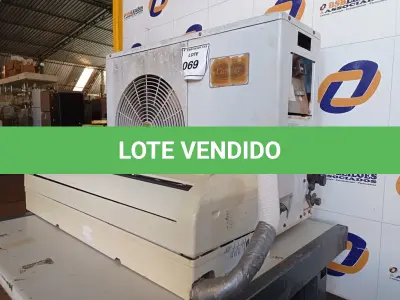 LOTE 069 - 01 AR-CONDICIONADO COMPLETO 12000BTUS CARRIER SEM CONTROLE (NO ESTADO EM QUE SE ENCONTRA. SUJEITO A AVARIAS OCULTAS/VISÍVEIS.)0000091