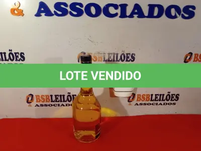 LOTE 073 - 01 GARRAFA DE LICOR 43 700ML. (NO ESTADO EM QUE SE ENCONTRA) ATENÇÃO! FAZER A VISITAÇÃO ANTES DE ARREMATAR, NÃO SABEMOS SE FUNCIONA. LEILÃO NÃO TEM GARANTIA E NEM DEVOLUÇÃO, SUJEITO A POSSÍVEIS AVARIAS VISÍVEIS/OCULTAS E/OU AUSÊNCIA DE COMPONENTES.  