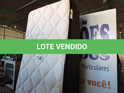 LOTE 200 - 01 COLCHÃO DE SOLTEIRO COM BASE (TWIN BED (MATTRESS+BOX). (NO ESTADO EM QUE SE ENCONTRA. SUJEITO A AVARIAS OCULTAS/VISÍVEIS.) AU1874T BASE SEM TAG
