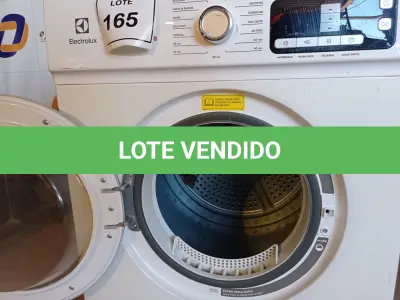 LOTE 165 - 01 SECADORA DE ROUPAS ELECTROLUX 11KG 220VOLTS (DRYER). (NO ESTADO EM QUE SE ENCONTRA. SUJEITO A AVARIAS OCULTAS/VISÍVEIS.) BF8678K