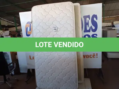 LOTE 100 - 01 COLCHÃO DE SOLTEIRO COM BASE (TWIN BED (MATTRESS+BOX). (NO ESTADO EM QUE SE ENCONTRA. SUJEITO A AVARIAS OCULTAS/VISÍVEIS) BF8528B - BH1497X.