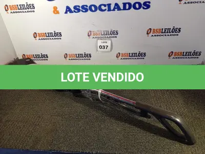 LOTE 037 - 01 ASPIRADOR DE PÓ MARCA PHILCO 220V VACUM. (NO ESTADO EM QUE SE ENCONTRA. SUJEITO A AVARIAS OCULTAS/VISÍVEIS.) AV9816B