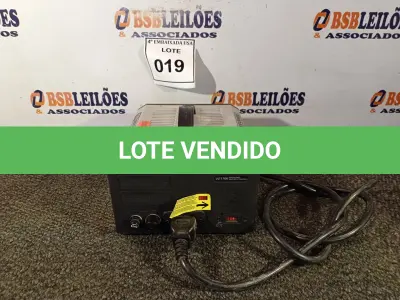 LOTE 019 - 01 TRANSFORMADOR ULT1700, 20A(120V) /10A (230V) COM CABO MARCA KRIEGER (TRANSFORMERS). (NO ESTADO EM QUE SE ENCONTRA. SUJEITO A AVARIAS OCULTAS/VISÍVEIS.)0000089
