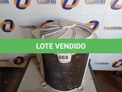LOTE 053 - 01 CONDENSADORA SEM MARCA E MODELO APARENTES.) (NO ESTADO EM QUE SE ENCONTRA. SUJEITO A AVARIAS OCULTAS/VISÍVEIS.) 0000092