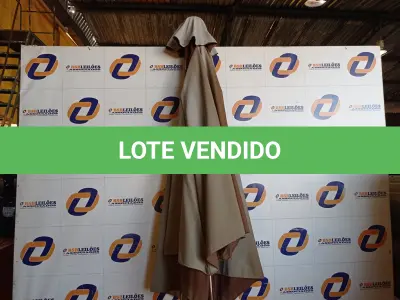 LOTE 208 - 01 OMBRELONE SEM BASE DE CONCRETO (UMBRELA). (NO ESTADO EM QUE SE ENCONTRA. SUJEITO A AVARIAS OCULTAS/VISÍVEIS.) (NO ESTADO EM QUE SE ENCONTRA. SUJEITO A AVARIAS OCULTAS/VISÍVEIS.) BH1517X