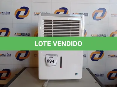 LOTE 094 - 01 DESUMIDIFICADOR DE AR MARCA CONFORT-AIR 115V (DEHUMIDIFIER). (NO ESTADO EM QUE SE ENCONTRA. SUJEITO A AVARIAS OCULTAS/VISÍVEIS.) BF8473S