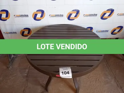 LOTE 104 - 01 MESA EM ALUMÍNIO PARA PISCINA (TABLE, GARDEN). (NO ESTADO EM QUE SE ENCONTRA. SUJEITO A AVARIAS OCULTAS/VISÍVEIS.)0000064