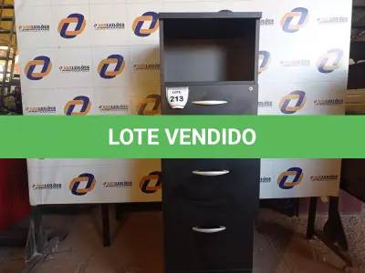 LOTE 213 - 01 ARQUIVO EM MADEIRA 4 GAVETAS (CABINET FILE). (NO ESTADO EM QUE SE ENCONTRA. SUJEITO A AVARIAS OCULTAS/VISÍVEIS.) 0000048