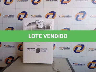 LOTE 071 - 01 DESUMIDIFICADOR DE AR MARCA CONFORT-AIRE 115V (DEHUMIDIFIER). (NO ESTADO EM QUE SE ENCONTRA. SUJEITO A AVARIAS OCULTAS/VISÍVEIS.) AU2140J
