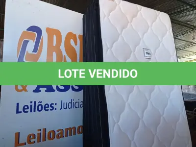 LOTE 090 - 01 COLCHÃO DE SOLTEIRO COM BASE (TWIN BED (MATTRESS+BOX). (NO ESTADO EM QUE SE ENCONTRA. SUJEITO A AVARIAS OCULTAS/VISÍVEIS) AU1875W, BASE SEM TAG