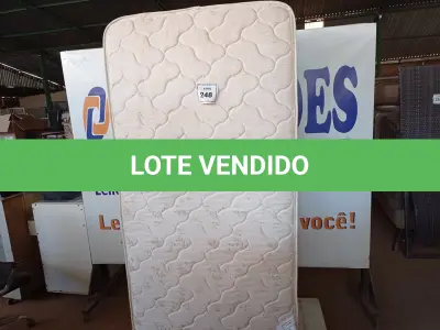 LOTE 248 - 01 COLCHÃO DE SOLTEIRO (TWIN). (NO ESTADO EM QUE SE ENCONTRA. SUJEITO A AVARIAS OCULTAS/VISÍVEIS.) BF8533H