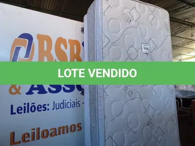 LOTE 110 - 01 COLCHÃO DE SOLTEIRO COM BASE (TWIN BED (MATTRESS+BOX). (NO ESTADO EM QUE SE ENCONTRA. SUJEITO A AVARIAS OCULTAS/VISÍVEIS) AV9422C