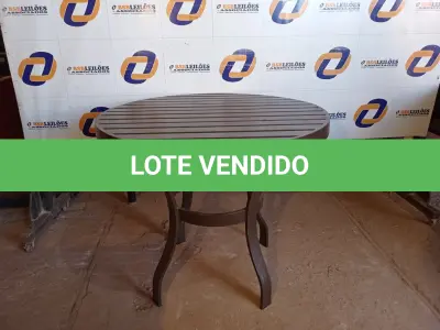 LOTE 104 - 01 MESA EM ALUMÍNIO PARA PISCINA (TABLE, GARDEN). (NO ESTADO EM QUE SE ENCONTRA. SUJEITO A AVARIAS OCULTAS/VISÍVEIS.)0000064